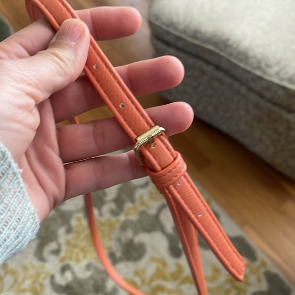 Cute orange handbag from Wild Fable. BRAND NEW NEVER USED. - Picture 4 of 8